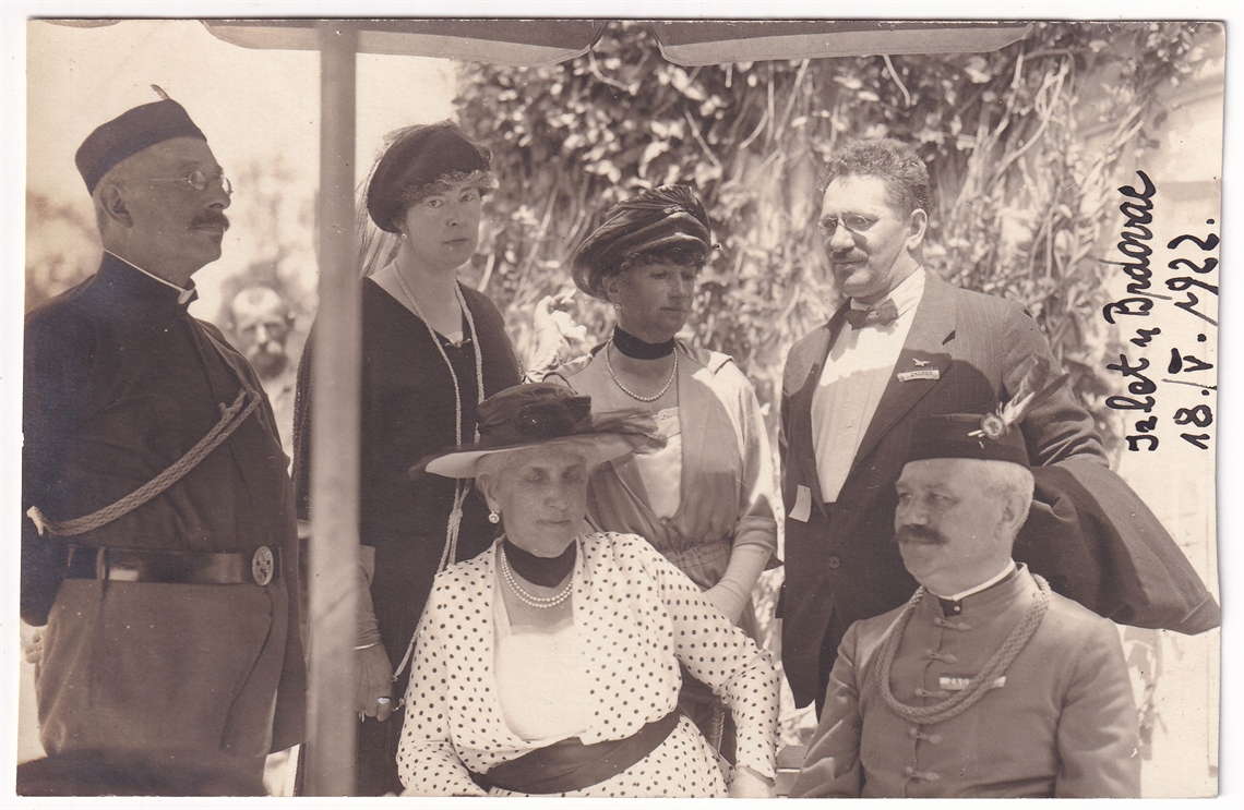 Image description